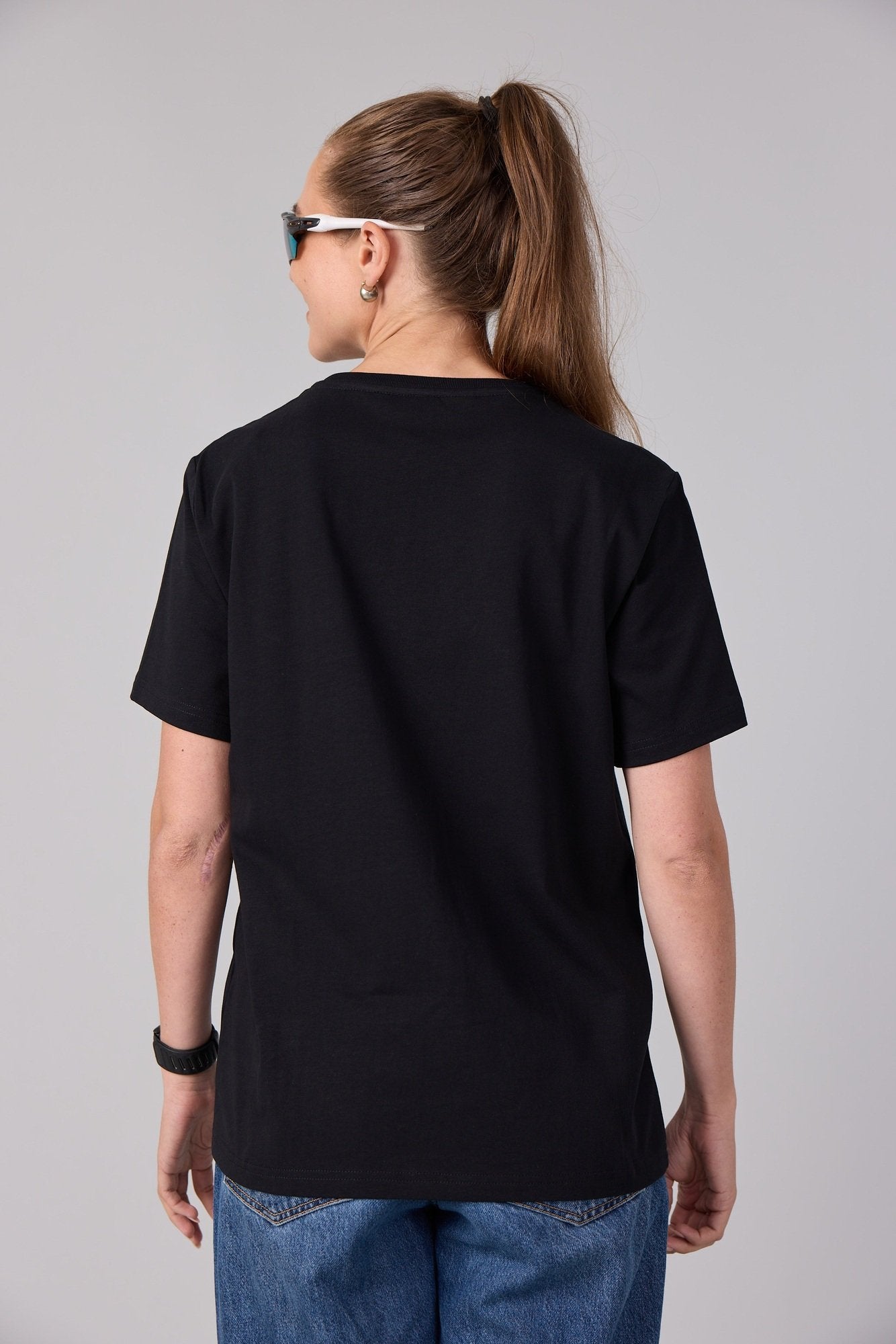 11BASECAMP TEE